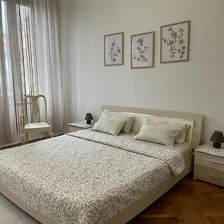 アパート Great Flat Sleeps 6 In Center プーラ